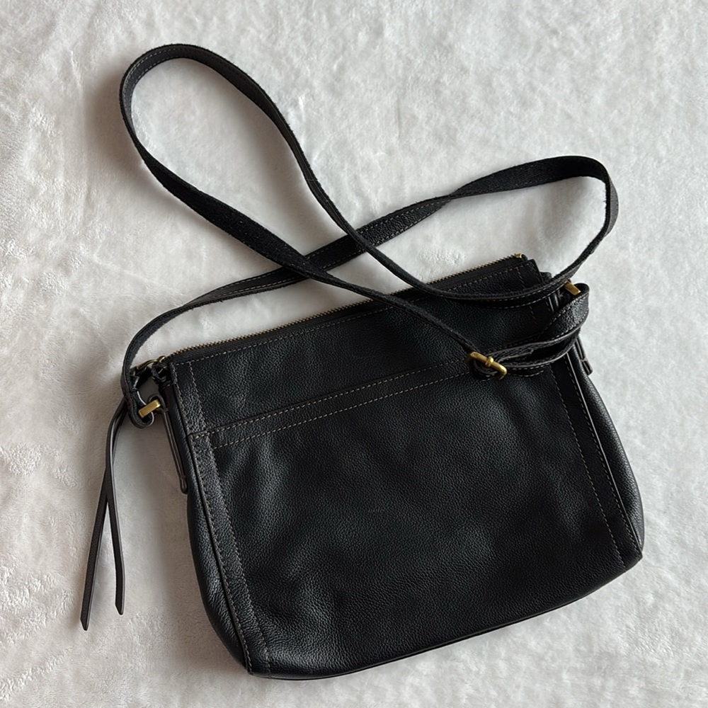 Fossil genuine leather cross body bag purse black